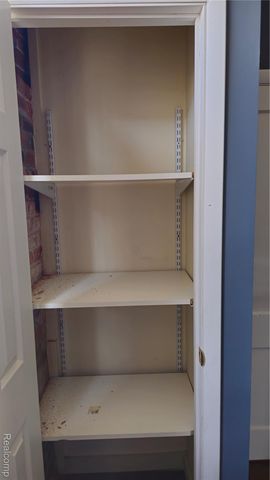 1104 4TH St Unit 2, Port Huron, MI 48060