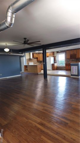 1104 4TH St Unit 2, Port Huron, MI 48060