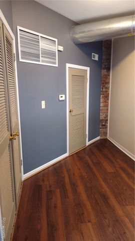 1104 4TH St Unit 2, Port Huron, MI 48060