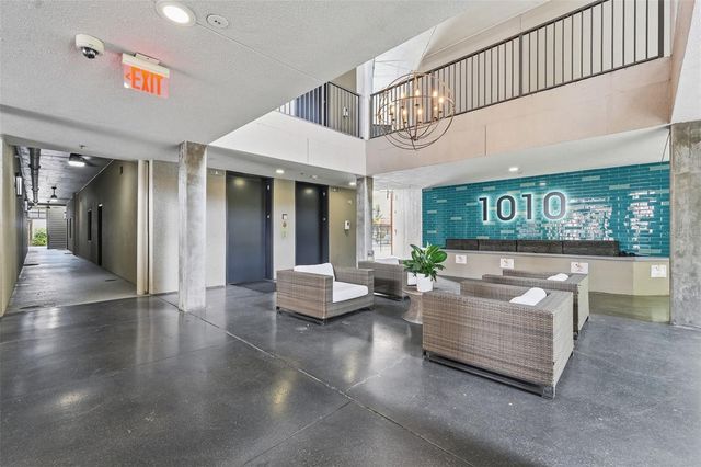 1010 CENTRAL AVENUE 108, St Petersburg, FL 33705