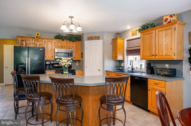 307 DIANE AVE, Reading, PA 19608