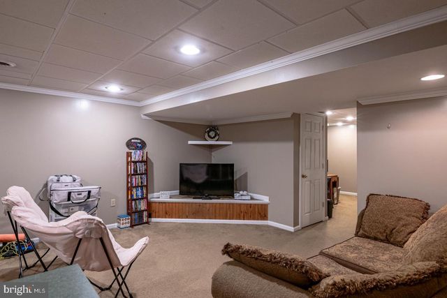 307 DIANE AVE, Reading, PA 19608