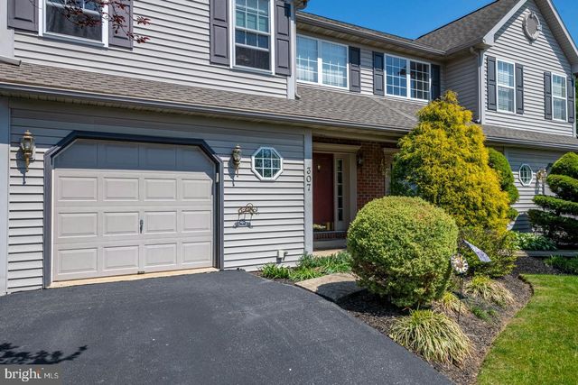307 DIANE AVE, Reading, PA 19608