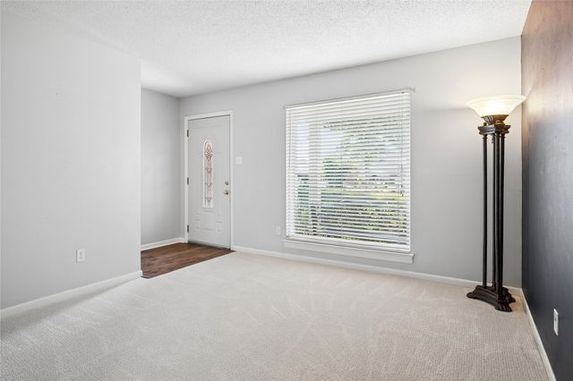 6220 Sandra Drive, Fort Worth, TX 76133