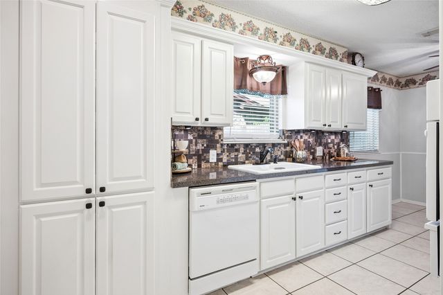 6220 Sandra Drive, Fort Worth, TX 76133