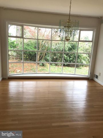 6218 NELWAY DR, Mclean, VA 22101