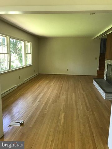 6218 NELWAY DR, Mclean, VA 22101