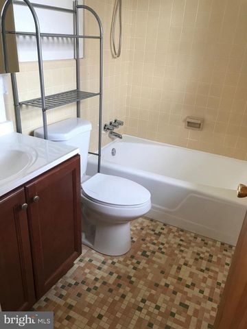 6218 NELWAY DR, Mclean, VA 22101