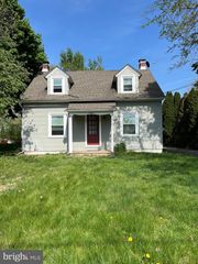 984 GRAVEL PIKE #A, Palm, PA 18070