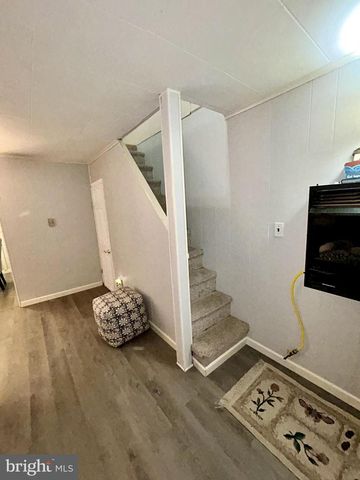 46 MOUNT LEBANON DR, Lebanon, PA 17046