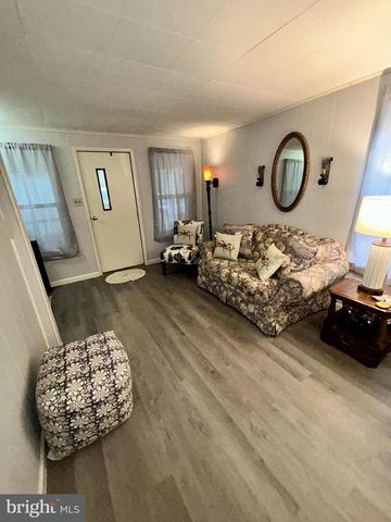 46 MOUNT LEBANON DR, Lebanon, PA 17046