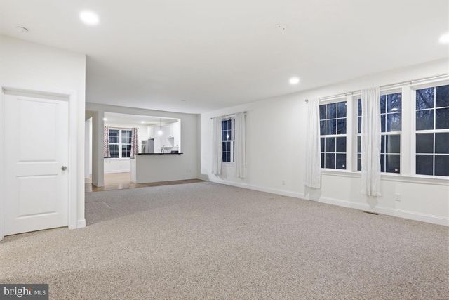 588 ALMSHOUSE RD, Doylestown, PA 18901