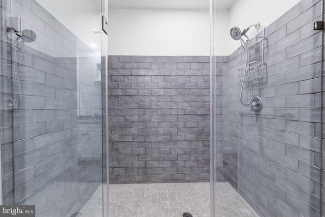 588 ALMSHOUSE RD, Doylestown, PA 18901