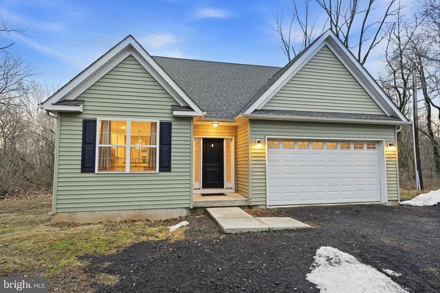 588 ALMSHOUSE RD, Doylestown, PA 18901