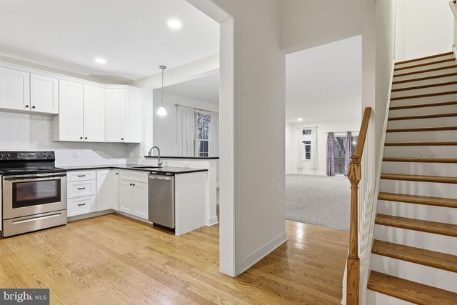 588 ALMSHOUSE RD, Doylestown, PA 18901