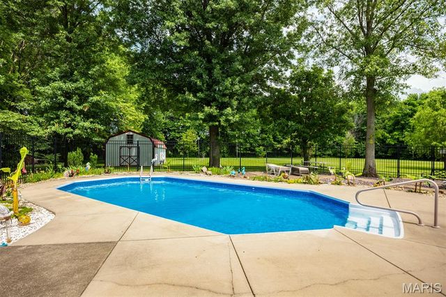 900 Montana Street, Gillespie, IL 62033