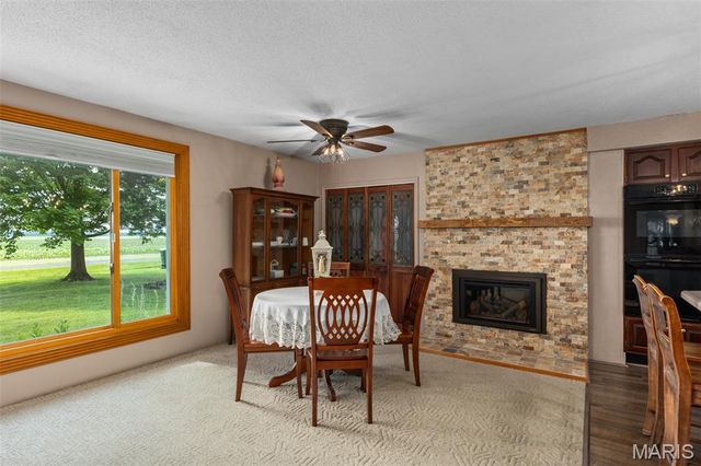 900 Montana Street, Gillespie, IL 62033