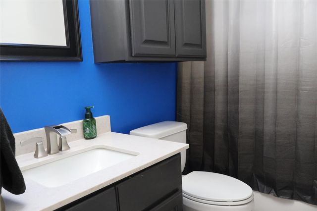 9005 Stillwater Trail, Fort Worth, TX 76118