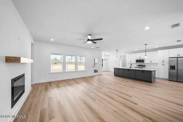 11066 COWPEN Road, Sanderson, FL 32087