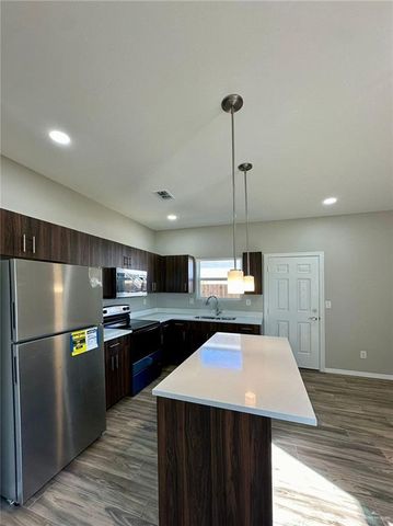 4305 Walnut Avenue 3, Mcallen, TX 78501