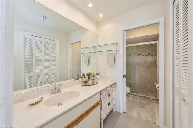 501 Lake Louise CIR # 204, Naples, FL 34110