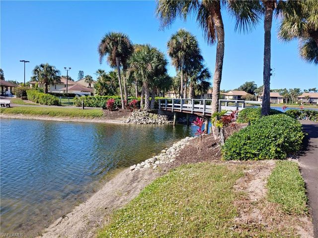 501 Lake Louise CIR # 204, Naples, FL 34110