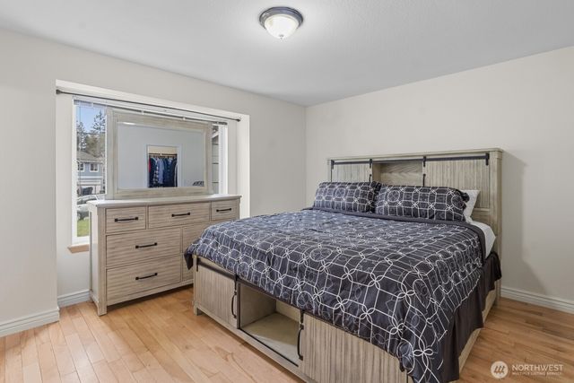 8201 295th St S, Roy, WA 98580