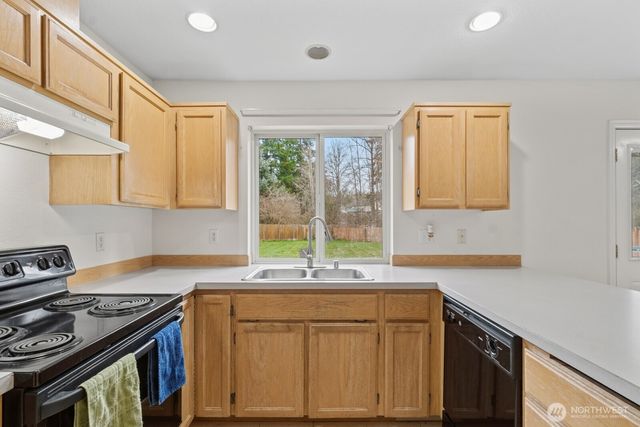 8201 295th St S, Roy, WA 98580