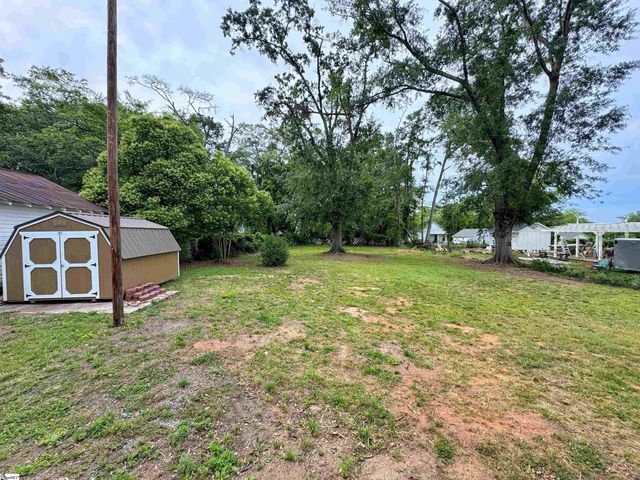 203 Arlington Road, Greer, SC 29651