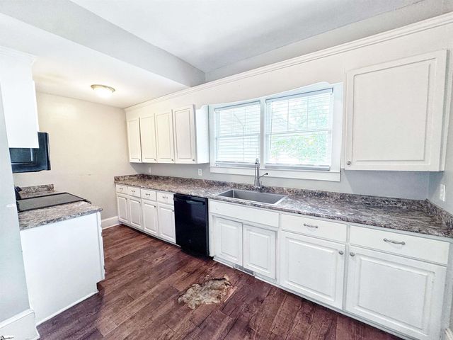 203 Arlington Road, Greer, SC 29651
