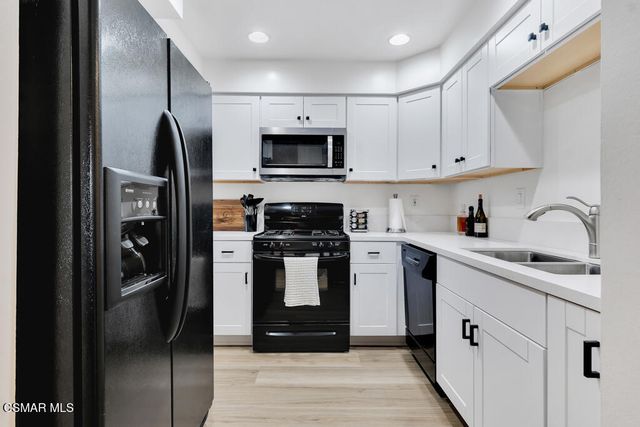 15202 Campus Park Drive C, Moorpark, CA 93021