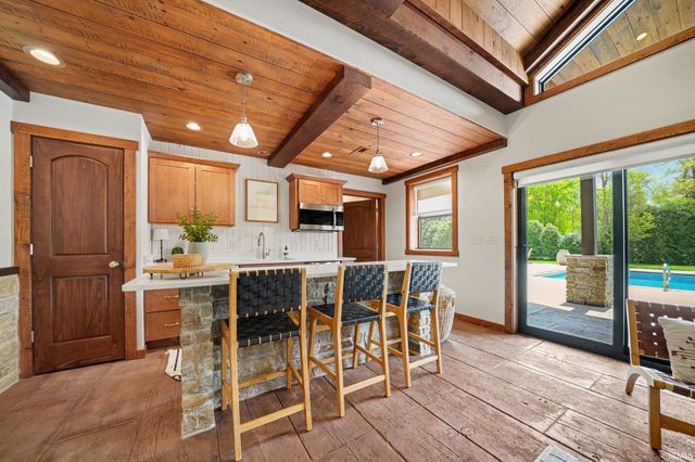 12340 County Road 4, Middlebury, IN 46540