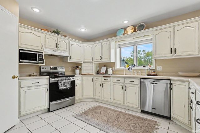 12340 County Road 4, Middlebury, IN 46540