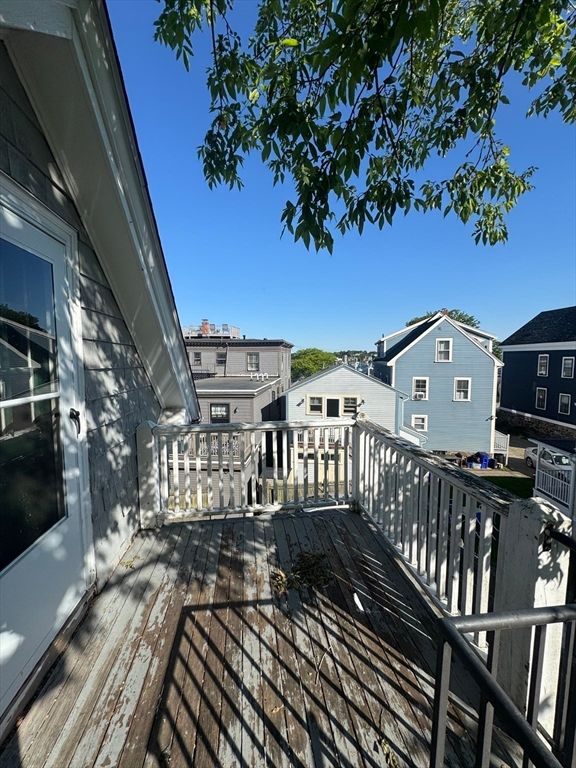 35 State 4, Marblehead, MA 01945