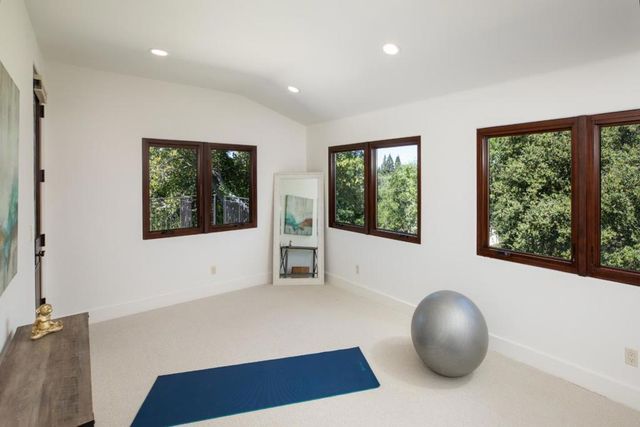 1330 Villa Drive, Los Altos, CA 94024