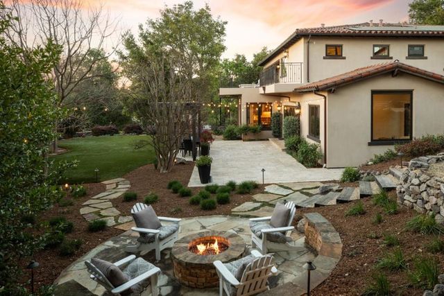 1330 Villa Drive, Los Altos, CA 94024