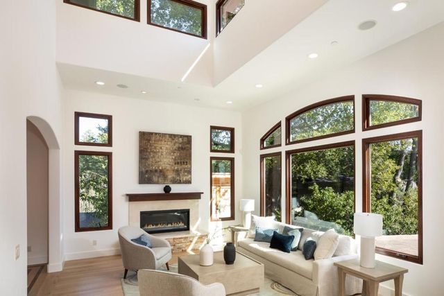 1330 Villa Drive, Los Altos, CA 94024