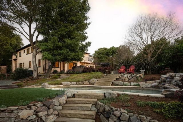 1330 Villa Drive, Los Altos, CA 94024