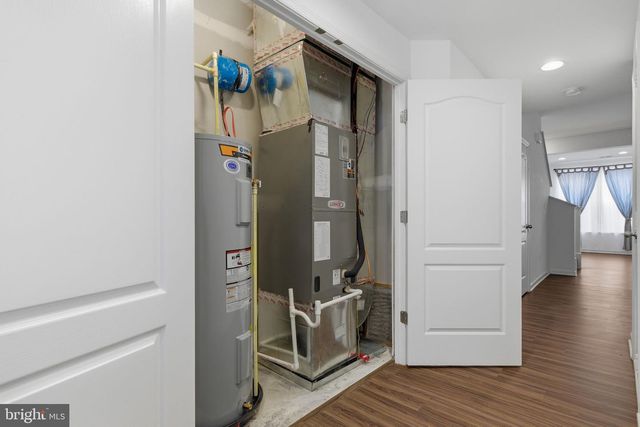 27 KIRBY CT, Bunker Hill, WV 25413