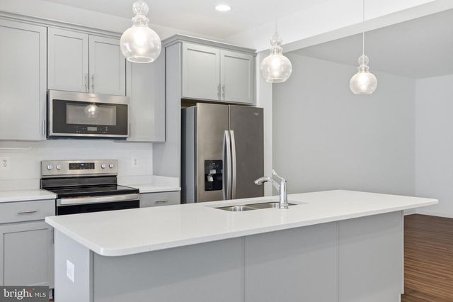 27 KIRBY CT, Bunker Hill, WV 25413