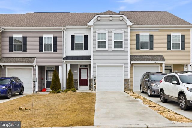 27 KIRBY CT, Bunker Hill, WV 25413