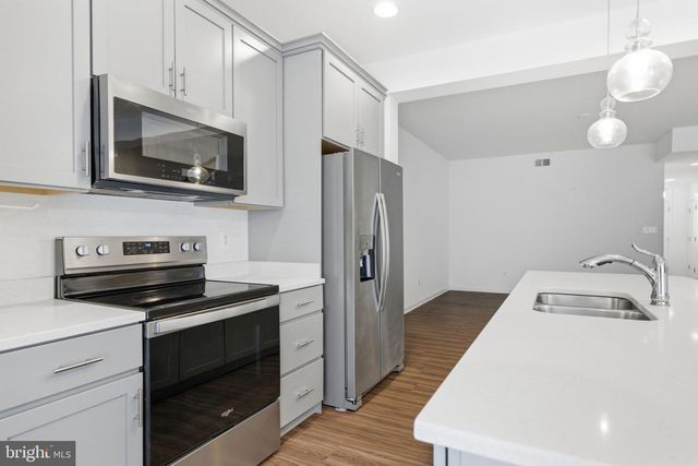 27 KIRBY CT, Bunker Hill, WV 25413