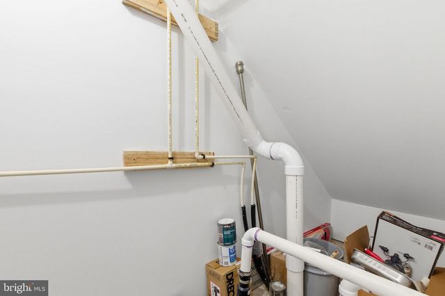 27 KIRBY CT, Bunker Hill, WV 25413