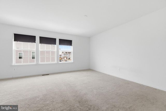 27 KIRBY CT, Bunker Hill, WV 25413