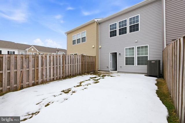 27 KIRBY CT, Bunker Hill, WV 25413