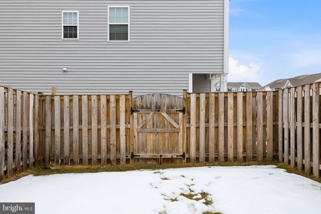 27 KIRBY CT, Bunker Hill, WV 25413