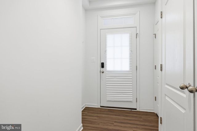 27 KIRBY CT, Bunker Hill, WV 25413