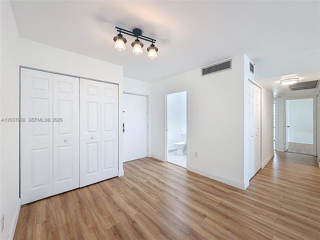 17560 Atlantic Blvd 501, Sunny Isles Beach, FL 33160