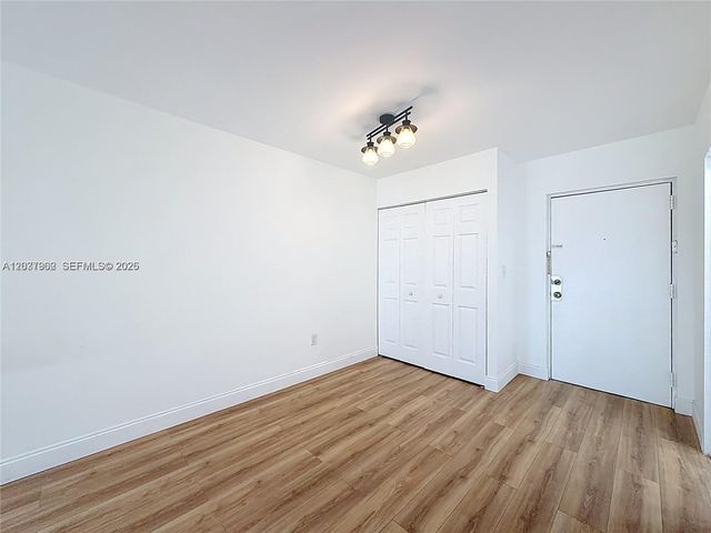 17560 Atlantic Blvd 501, Sunny Isles Beach, FL 33160