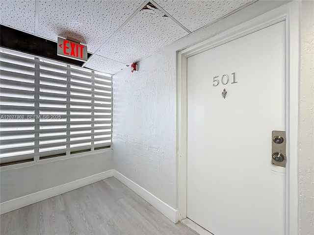 17560 Atlantic Blvd 501, Sunny Isles Beach, FL 33160